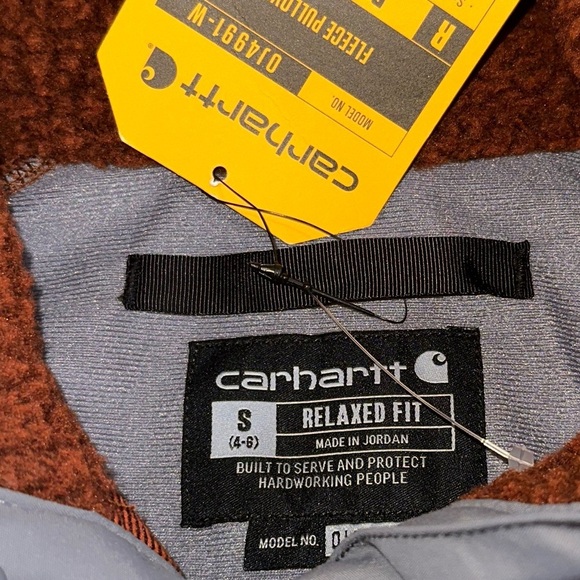 New Carhartt Fleece Pullover - Picture 7 of 7